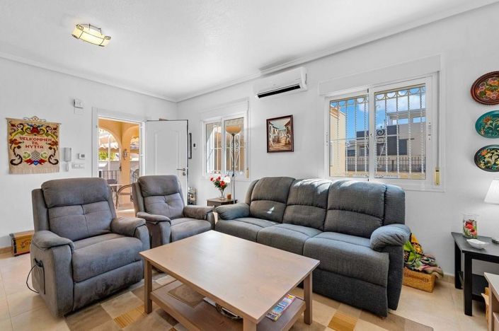 Image No.7-Villa de 5 chambres à vendre à Ciudad Quesada