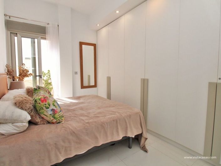 Image No.22-4 Bed Villa for sale