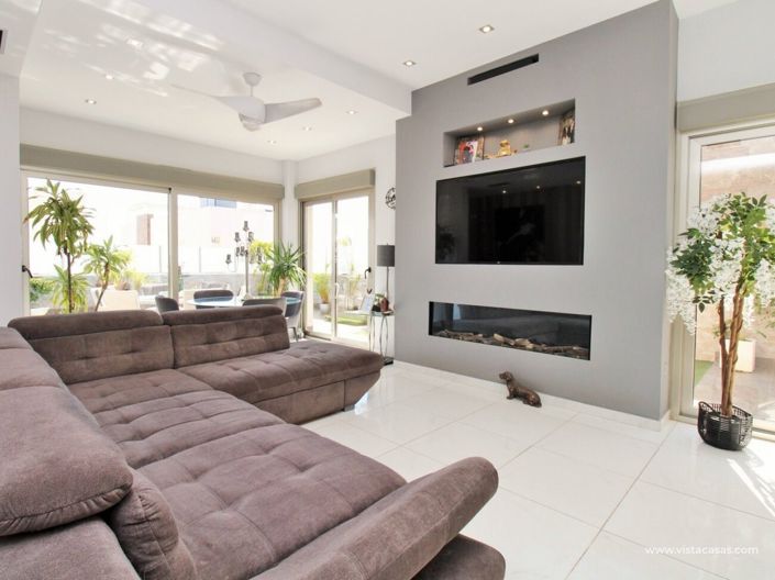 Image No.8-4 Bed Villa for sale