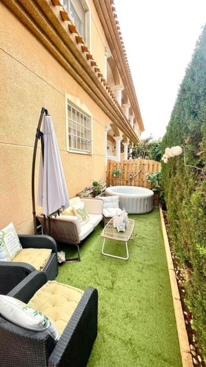 Image No.3-4 Bed Villa for sale