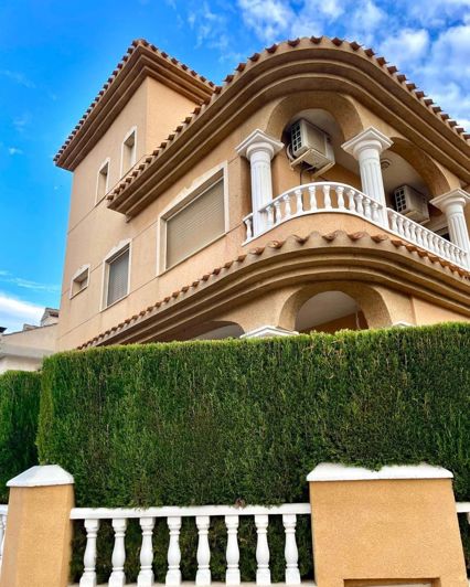 Image No.39-4 Bed Villa for sale