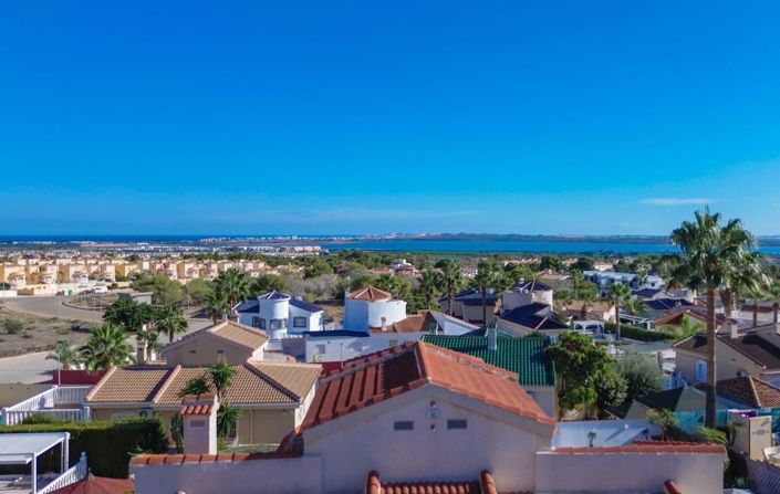 Image No.2-2 Bed Villa for sale