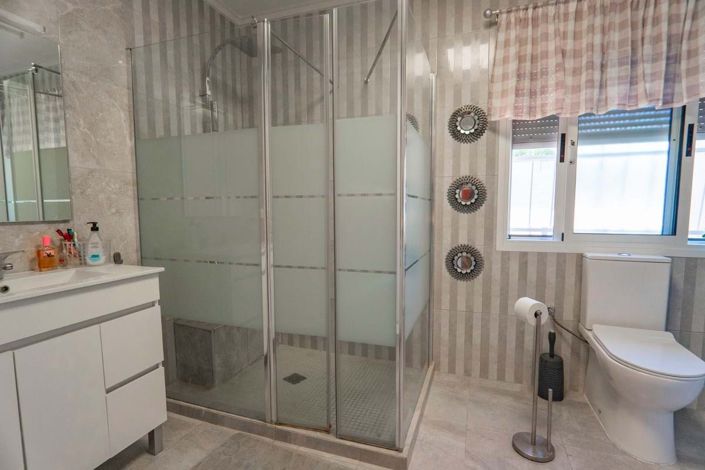 Image No.22-2 Bed Villa for sale