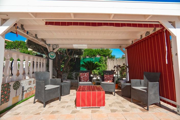 Image No.25-2 Bed Villa for sale