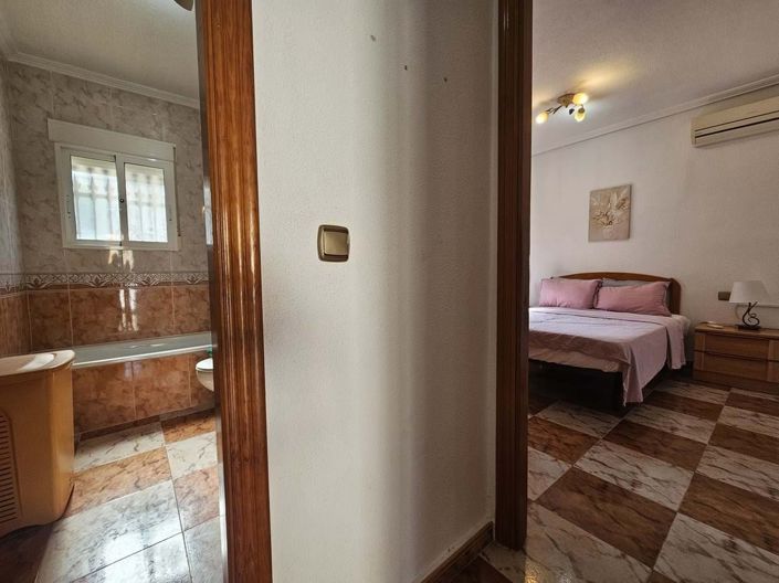 Image No.14-Villa de 4 chambres à vendre à Orihuela Costa