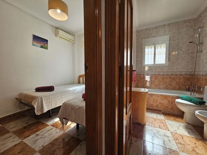 Image No.17-Villa de 4 chambres à vendre à Orihuela Costa