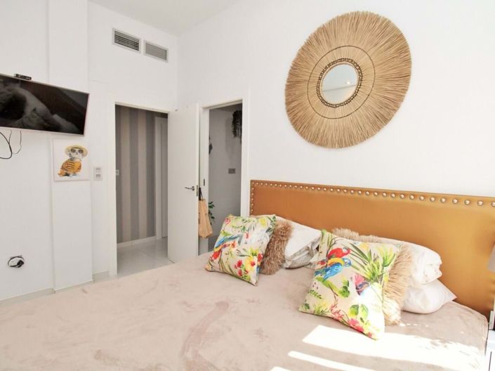 Image No.21-4 Bed Villa for sale