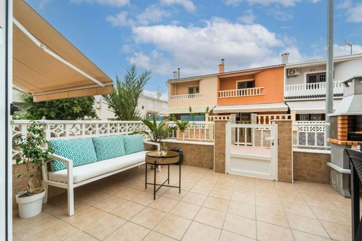 Image No.1-4 Bed Apartment for sale