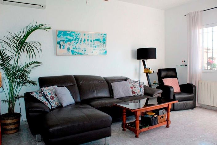 Image No.3-Villa de 3 chambres à vendre à Orihuela Costa