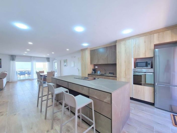 Image No.6-4 Bed Villa for sale