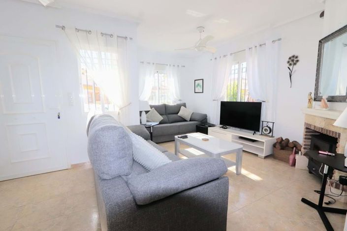 Image No.5-3 Bed Villa for sale