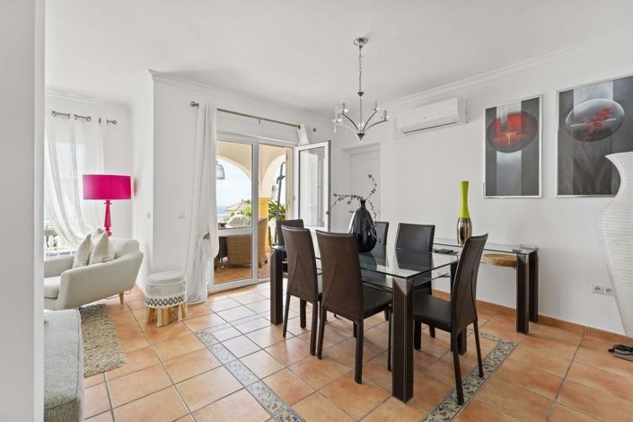 Image No.14-2 Bed Semi-Detached for sale