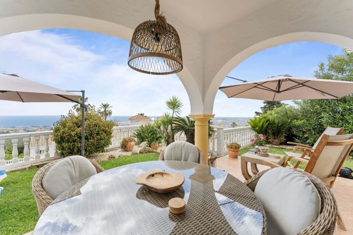 Image No.15-2 Bed Semi-Detached for sale