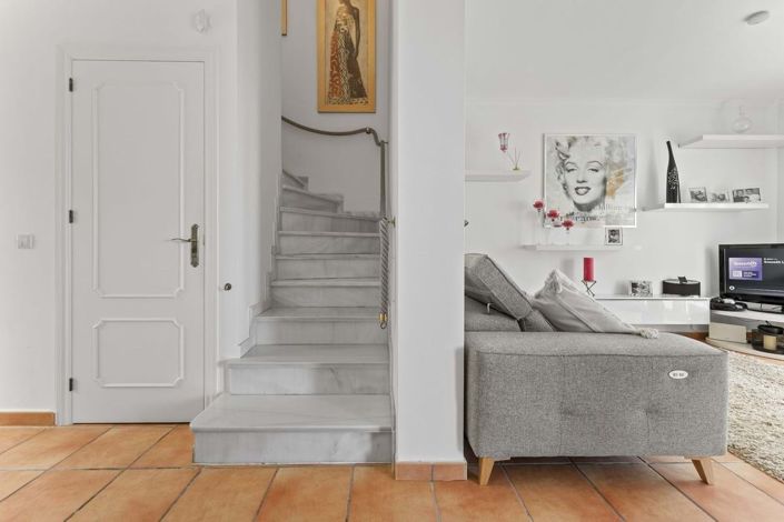 Image No.19-2 Bed Semi-Detached for sale