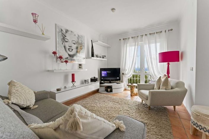 Image No.2-2 Bed Semi-Detached for sale