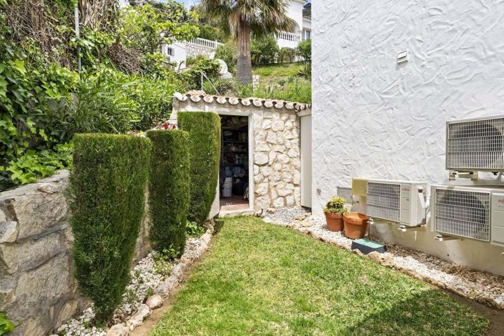 Image No.33-2 Bed Semi-Detached for sale