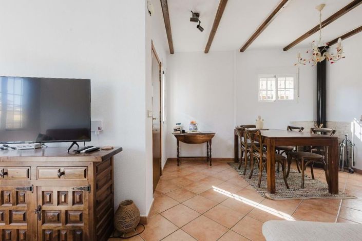 Image No.7-3 Bed Townhouse for sale