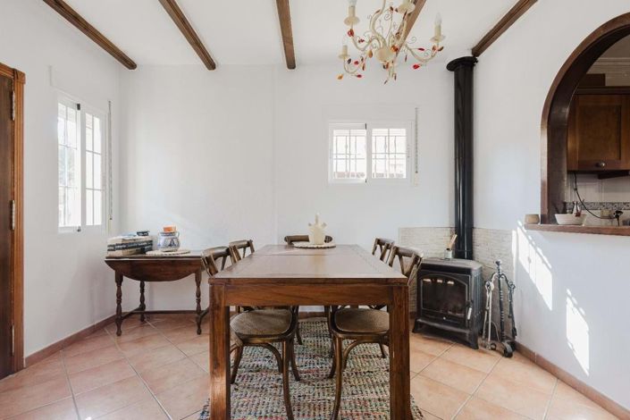 Image No.8-3 Bed Townhouse for sale