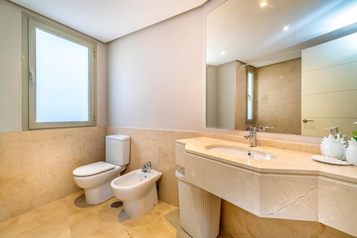 Image No.25-3 Bed Apartment for sale