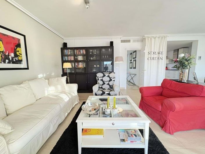 Image No.3-3 Bed Villa for sale