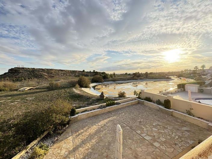 Image No.36-3 Bed Villa for sale