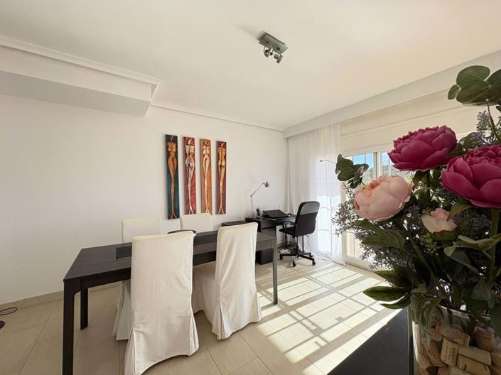 Image No.6-3 Bed Villa for sale