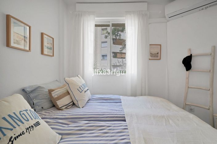 Image No.17-2 Bed Apartment for sale