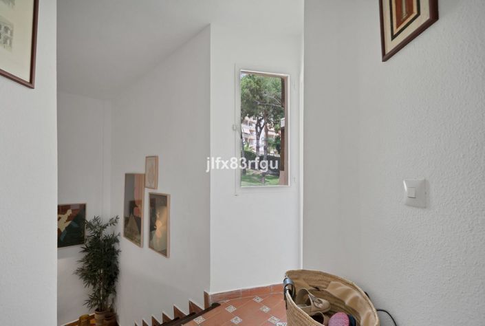 Image No.19-2 Bed Apartment for sale