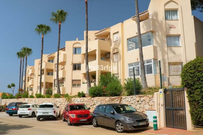 Image No.21-2 Bed Apartment for sale