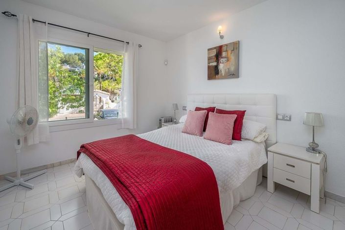 Image No.9-2 Bed Apartment for sale