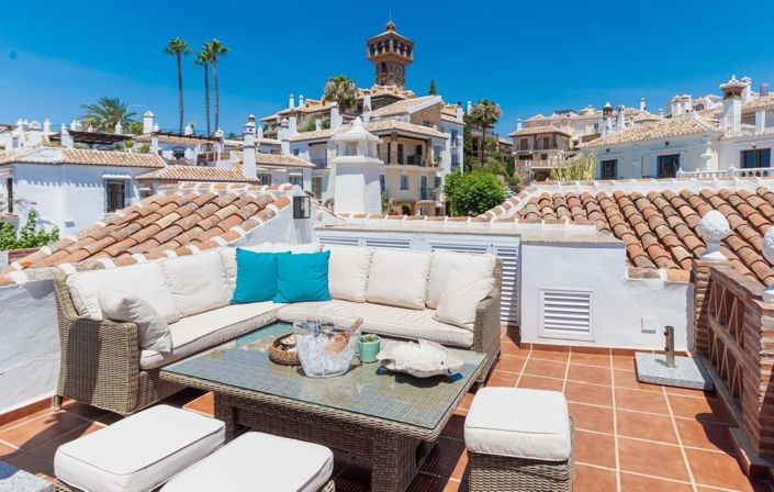 Image No.15-3 Bed Townhouse for sale