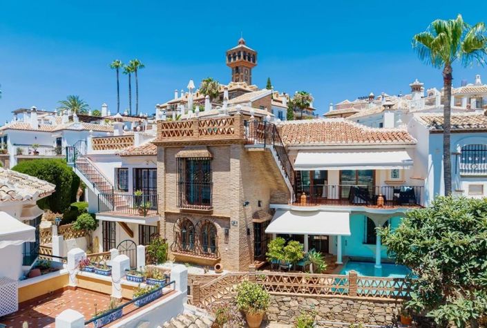 Image No.16-3 Bed Townhouse for sale