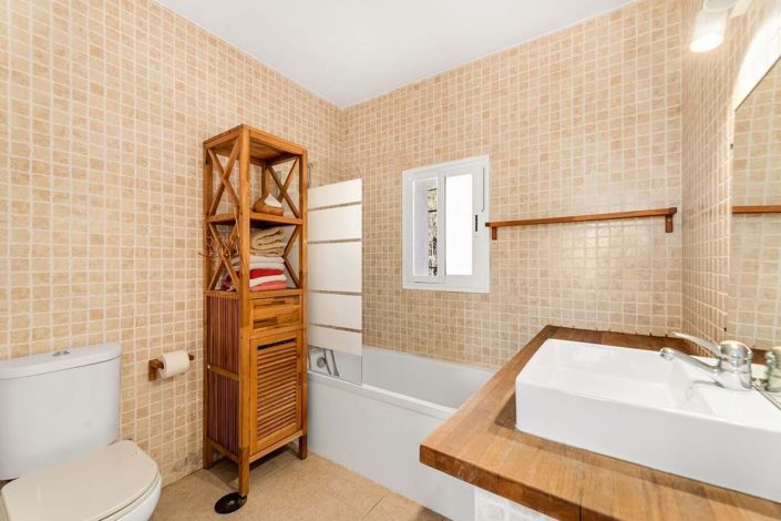 Image No.25-3 Bed Villa for sale