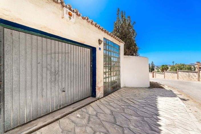 Image No.46-3 Bed Villa for sale