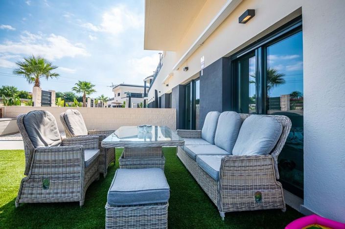 Image No.4-2 Bed Apartment for sale