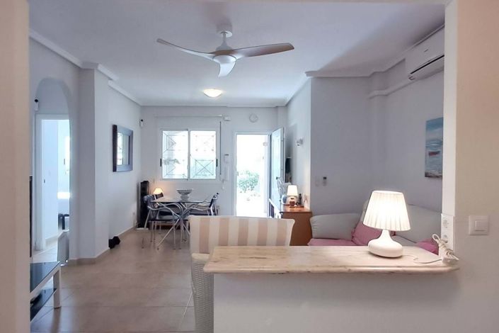 Image No.21-2 Bed Bungalow for sale