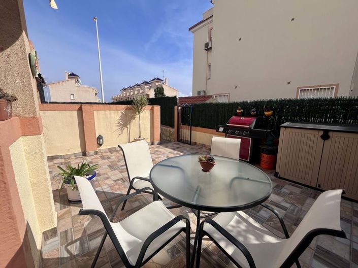 Image No.27-2 Bed Apartment for sale