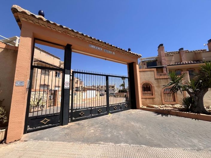 Image No.30-2 Bed Apartment for sale