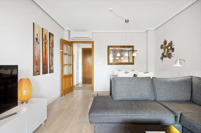 Image No.10-3 Bed Apartment for sale