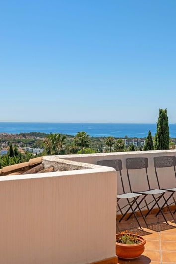 Image No.17-3 Bed Townhouse for sale