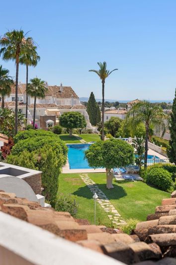 Image No.19-3 Bed Townhouse for sale