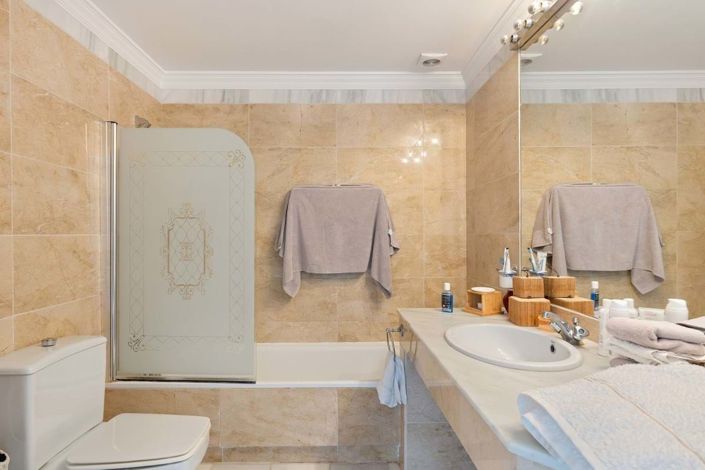 Image No.7-3 Bed Townhouse for sale