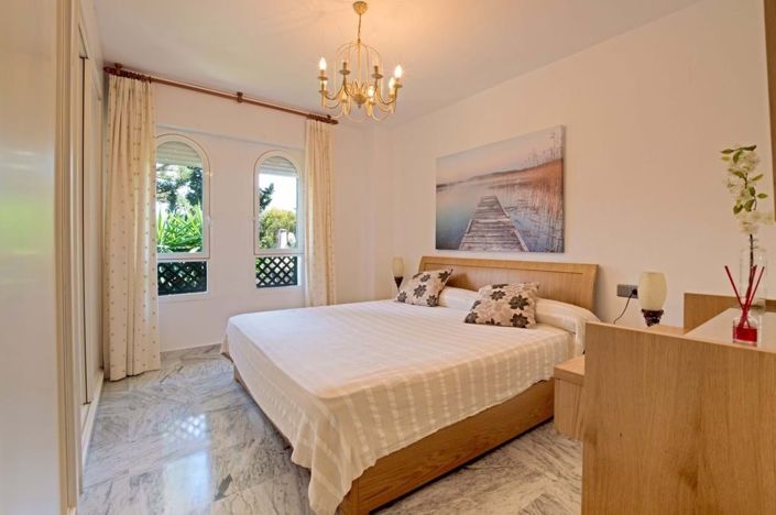 Image No.15-3 Bed Apartment for sale