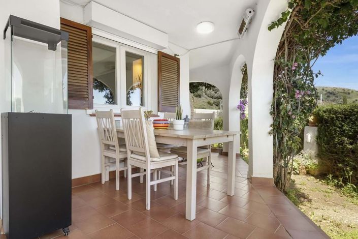 Image No.18-2 Bed Townhouse for sale