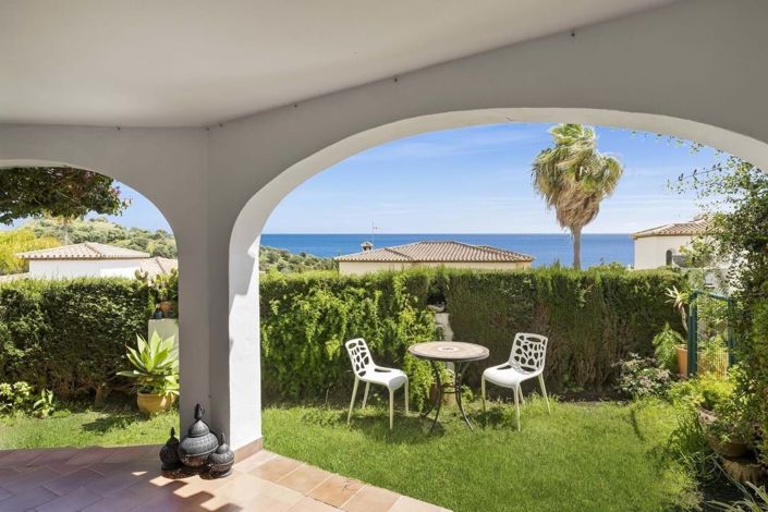 Image No.4-2 Bed Townhouse for sale