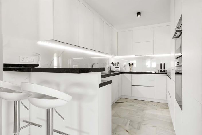 Image No.6-2 Bed Townhouse for sale