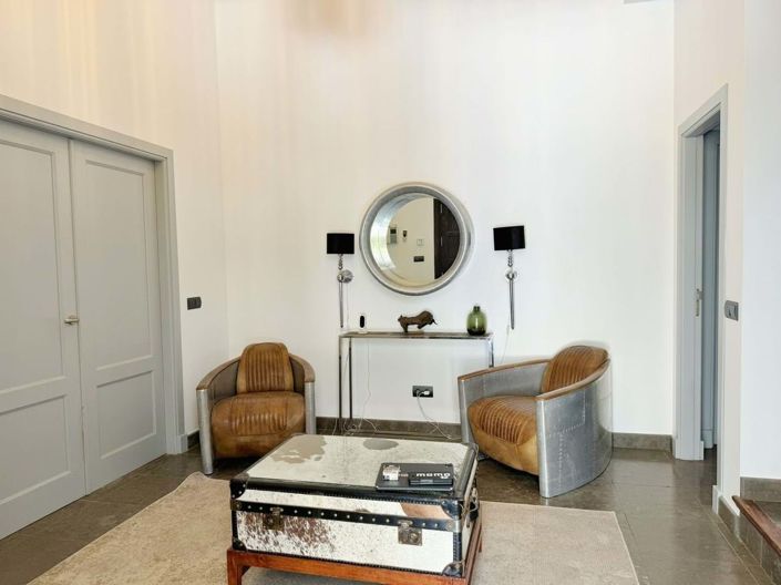 Image No.21-5 Bed Villa for sale