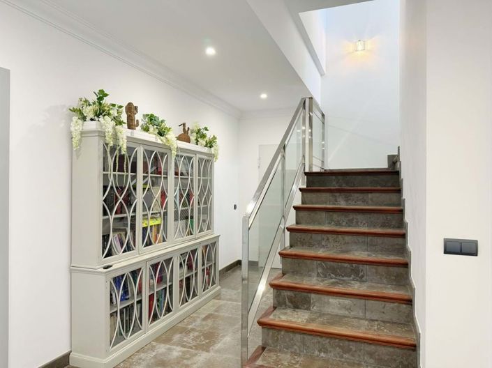 Image No.31-5 Bed Villa for sale