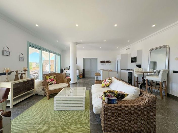 Image No.34-5 Bed Villa for sale