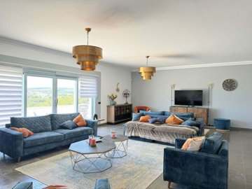 1447-645339-78d1f4f8b6655591b02d22fabb36a692d